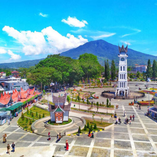 Travel and Trip - Bukittinggi kota wisata sumatera barat