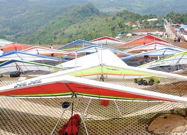 Tempat Terbang Jawa Barat : Gantolle - ParalayangTempat Terbang Jawa Barat : Gantolle - Paralayang